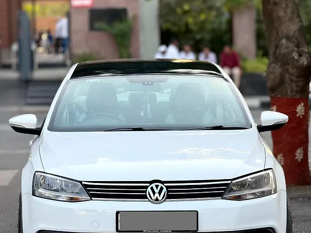 Used 2013 Volkswagen Jetta in Surat