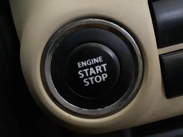 Used Toyota Glanza G [2022-2023] in Delhi