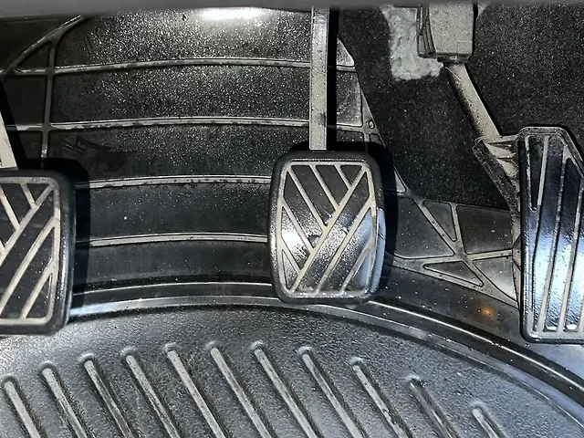 Used Toyota Glanza V Petrol Manual in Karnal