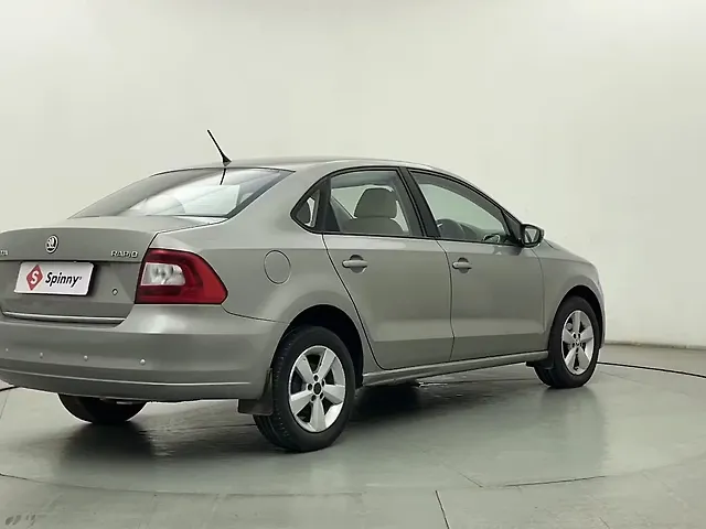 Used Skoda Rapid [2015-2016] 1.5 TDI CR Style Plus AT in Mumbai
