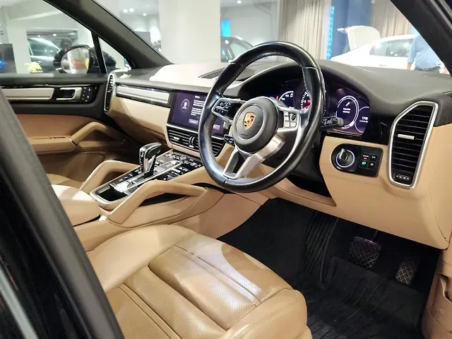 Used Porsche Cayenne Base [2020-2023] in Mumbai
