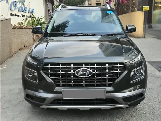 Used 2021 Hyundai Venue in Mumbai