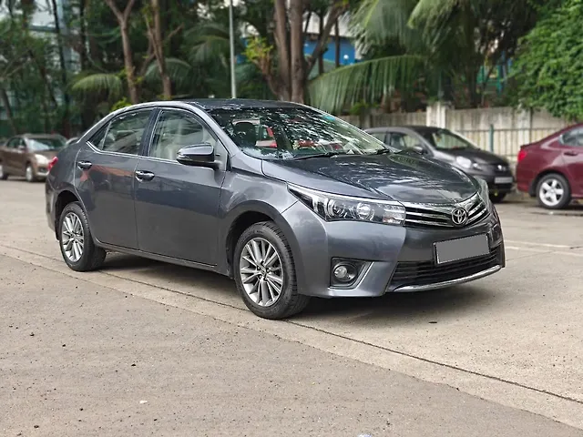 Used 2016 Toyota Corolla Altis in Mumbai