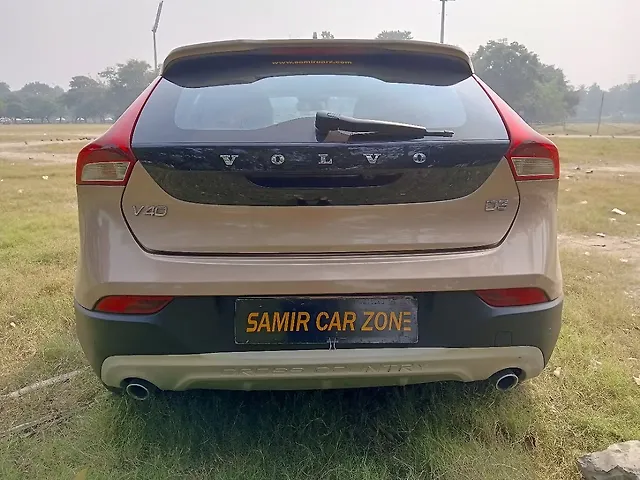 Used Volvo V40 Cross Country [2013-2016] D3 Inscription in Kolkata