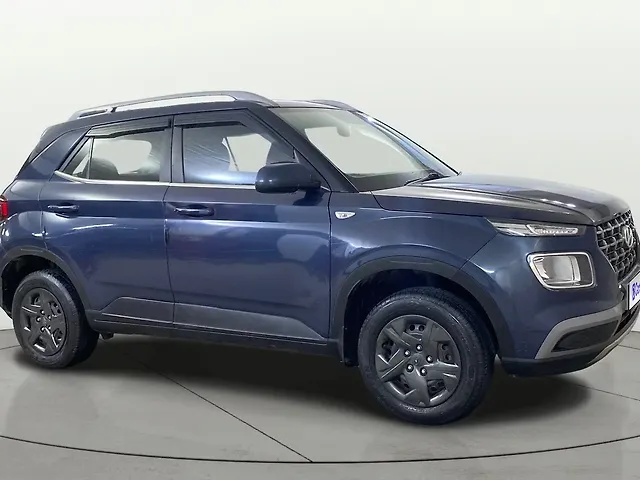 Used 2022 Hyundai Venue in Delhi