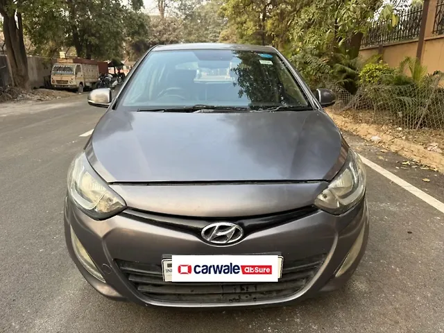 Used 2013 Hyundai i20 in Lucknow