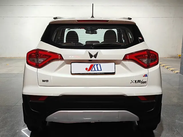 Used Mahindra XUV300 [2019-2024] W8 (O) 1.5 Diesel in Ahmedabad
