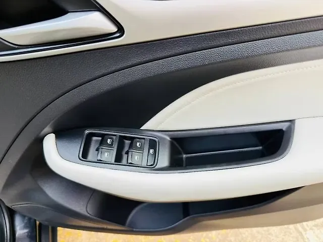 Used MG Astor Sharp Pro Petrol 1.5L Automatic (CVT) Ivory in Mumbai