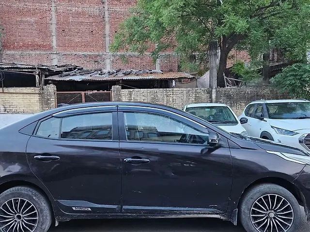Used Toyota Yaris V CVT [2018-2020] in Kanpur