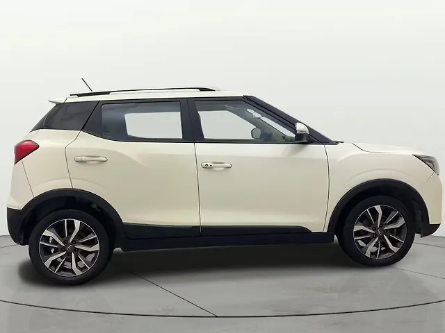 Used Mahindra XUV300 [2019-2024] W8 (O) 1.2 Petrol in Hyderabad