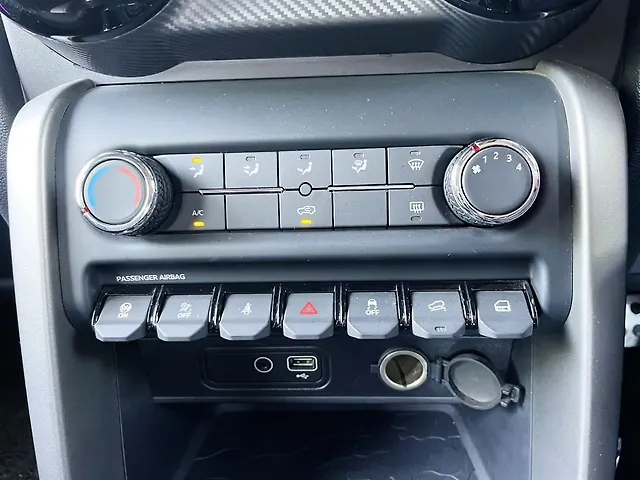 Used Mahindra Thar [2020-2025] LX Hard Top Petrol AT RWD in Mumbai