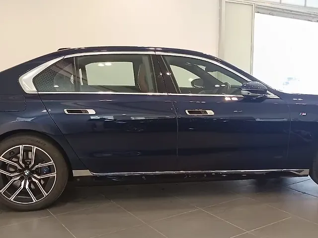 Used BMW 7 Series 740i M Sport in Mumbai