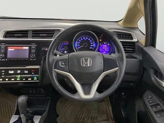 Used Honda Jazz [2015-2018] V AT Petrol in Mumbai