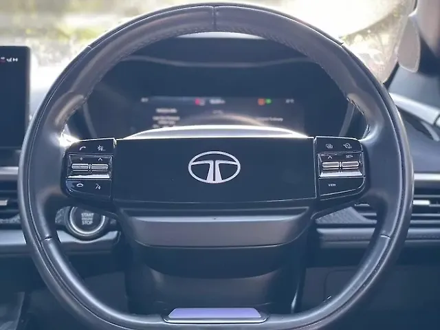 Used Tata Nexon Fearless Plus (S) 1.2 Petrol 6MT Dual Tone [2023-2025] in Delhi