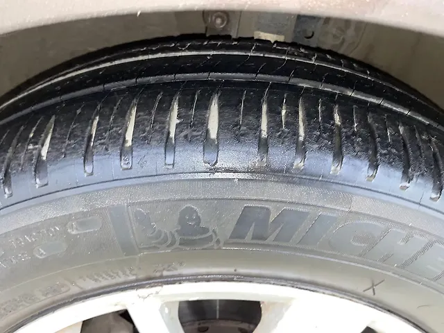 Used Volkswagen Ameo Highline Plus 1.5L AT (D)16 Alloy in Thane