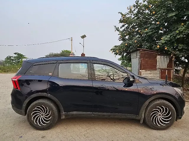 Used Mahindra Old Generation XUV700 MX Petrol MT 5 STR [2021] in Guwahati