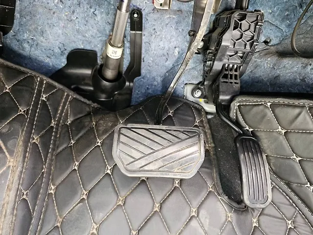 Used Toyota Urban Cruiser Hyryder V Hybrid [2023-2025] in Mumbai