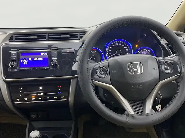 Used Honda City 4th Generation V Petrol [2017-2019] in Noida