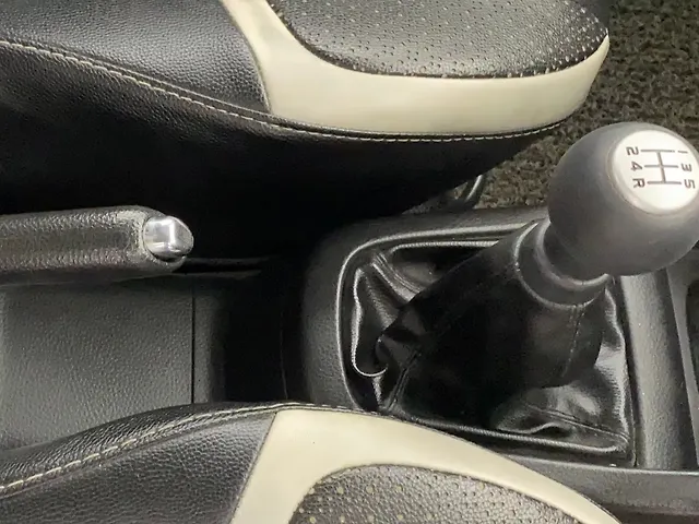 Used Maruti Suzuki Swift [2014-2018] VXi ABS in Chennai