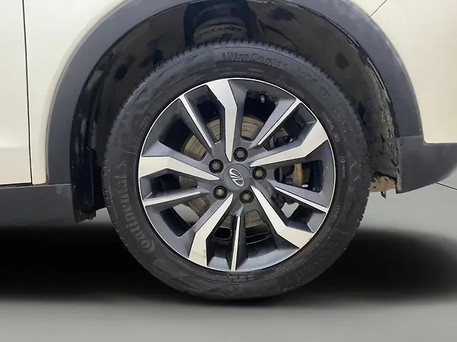 Used Mahindra XUV300 [2019-2024] W8 (O) 1.2 Petrol in Hyderabad