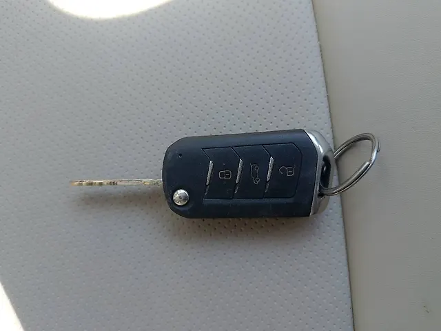 Used Mahindra XUV300 [2019-2024] W6 1.5 Diesel in Ahmedabad