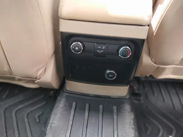 Used Ford Endeavour [2016-2019] Titanium 3.2 4x4 AT in Nagpur