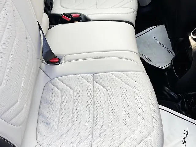Used Kia Carens [2022-2023] Prestige Plus 1.4 Petrol MT 7 STR in Mumbai