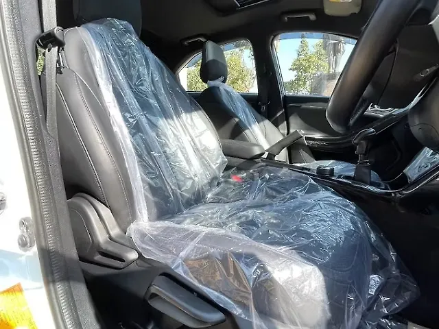 Used Tata Nexon Fearless Plus (S) 1.2 Petrol 6MT Dual Tone [2023-2025] in Delhi