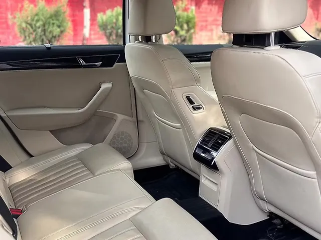 Used Skoda Superb [2016-2020] L&K TSI AT in Chandigarh