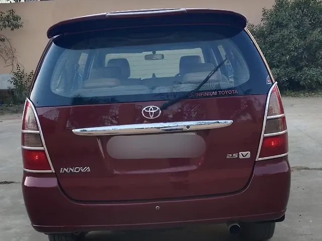 Used Toyota Innova [2005-2009] 2.5 V 7 STR in Vadodara