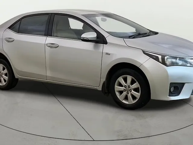 Used 2016 Toyota Corolla Altis in Mumbai