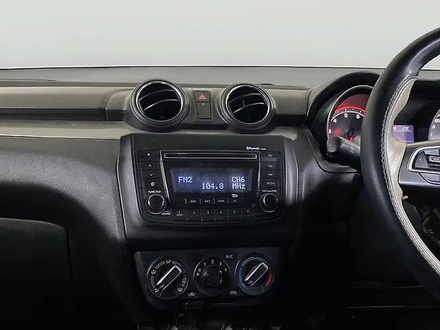 Used Maruti Suzuki Swift [2018-2021] VXi AMT in Delhi
