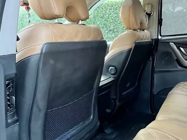 Used Mahindra XUV500 W9 [2018-2020] in Chandigarh