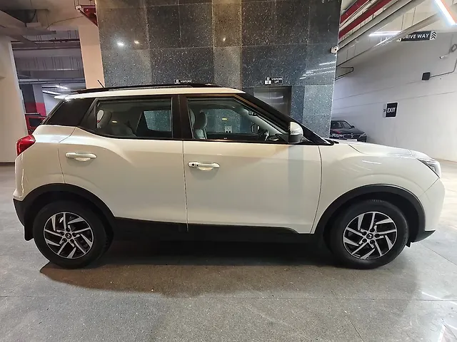 Used Mahindra XUV300 [2019-2024] W8 (O) 1.5 Diesel in Ahmedabad
