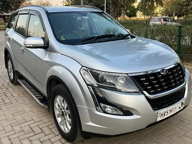 Used Mahindra XUV500 W9 [2018-2020] in Chandigarh
