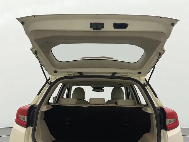 Used Mahindra XUV300 [2019-2024] W8 (O) 1.2 Petrol in Hyderabad