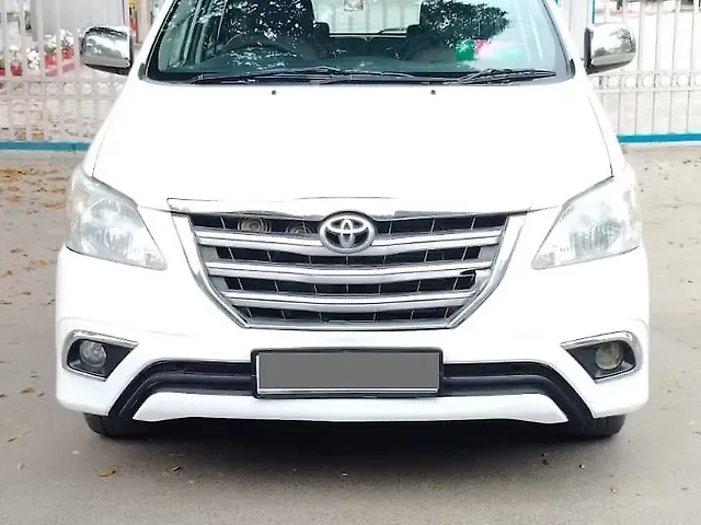 Used 2015 Toyota Innova in Lucknow
