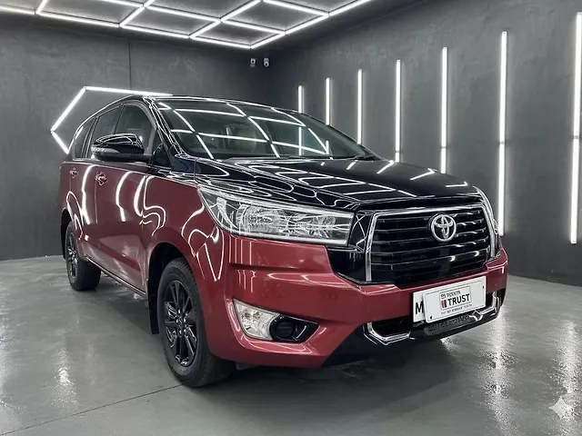 Used 2016 Toyota Innova Crysta in Thane