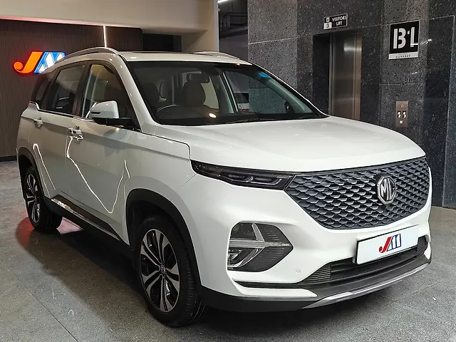 Used 2021 MG Hector Plus in Ahmedabad