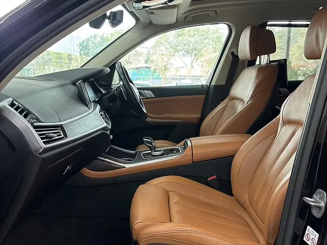 Used BMW X7 [2019-2023] xDrive30d DPE Signature in Vadodara