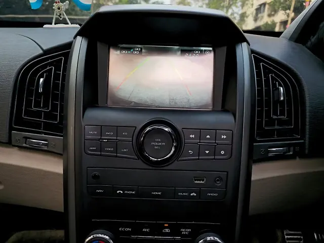 Used Mahindra XUV500 [2015-2018] W10 AWD in Thane