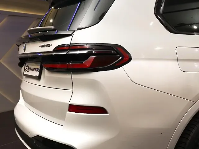 Used BMW X7 [2019-2023] xDrive40i M Sport (Petrol) in Ahmedabad