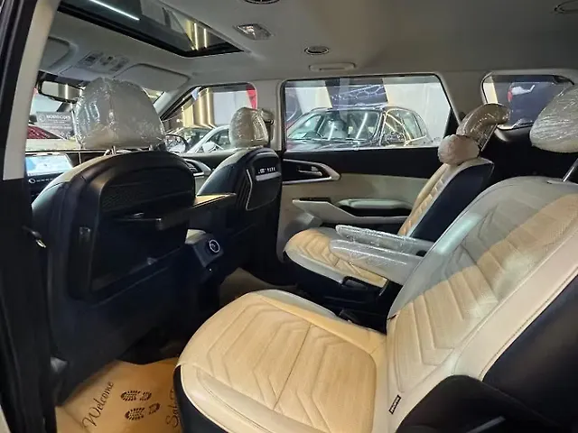 Used Kia Carens [2022-2023] Luxury Plus 1.5 Diesel AT 6 STR in Mumbai