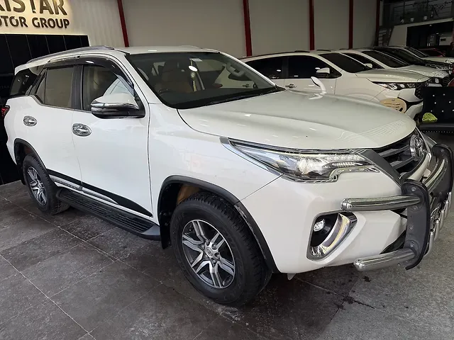 Used Toyota Fortuner [2016-2021] 2.8 4x2 AT [2016-2020] in Hyderabad