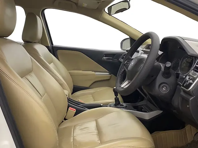 Used Honda City 4th Generation V Petrol [2017-2019] in Noida