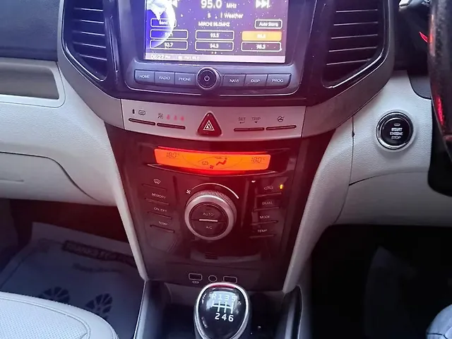 Used Mahindra XUV300 [2019-2024] W8 (O) 1.5 Diesel [2020] in Hyderabad