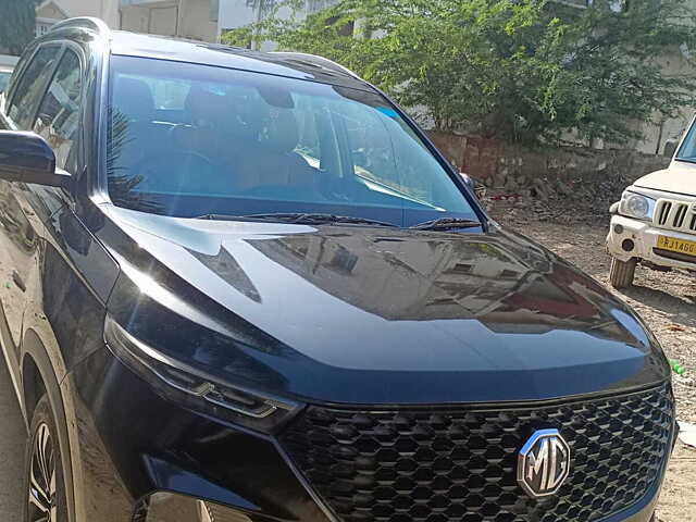Used 2021 MG Hector Plus in Bhuj