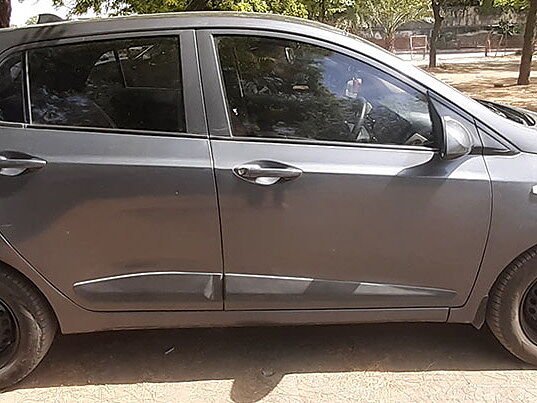 Used Hyundai Grand i10 [2013-2017] Magna 1.1 CRDi [2013-2016] in Ahmedabad