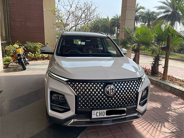 Used 2023 MG Hector Plus in Mohali
