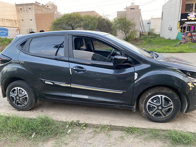 Used 2020 Tata Altroz in Indore